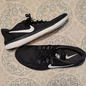 Men's Nike shoes